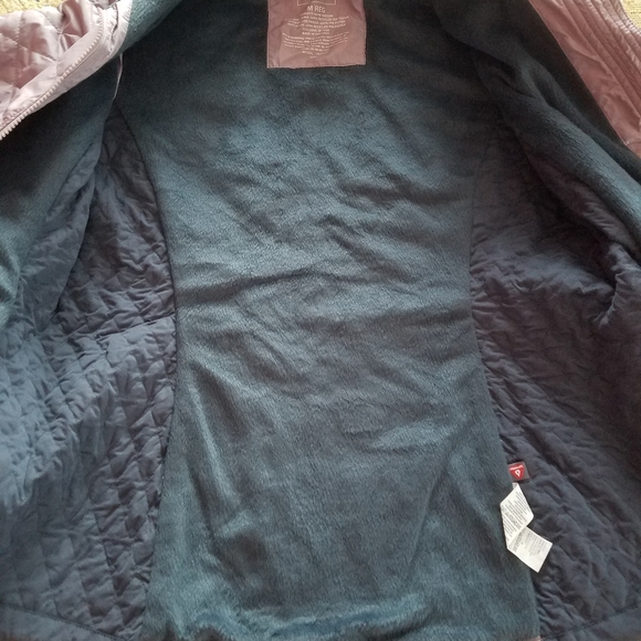 L.L. Bean Quilted Fleece Puffer Jacket - Picture 6 of 8